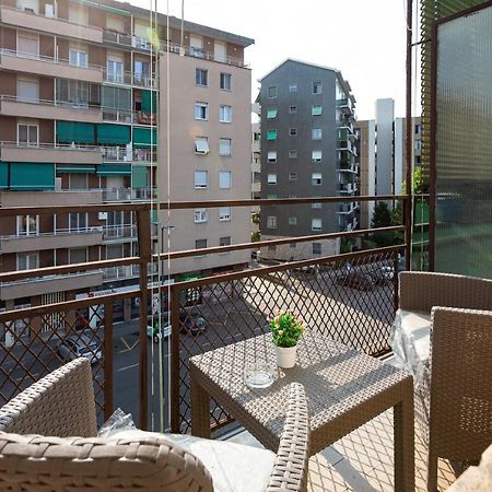 Udine M2 Balcony Apt Apartamento Milão Exterior foto