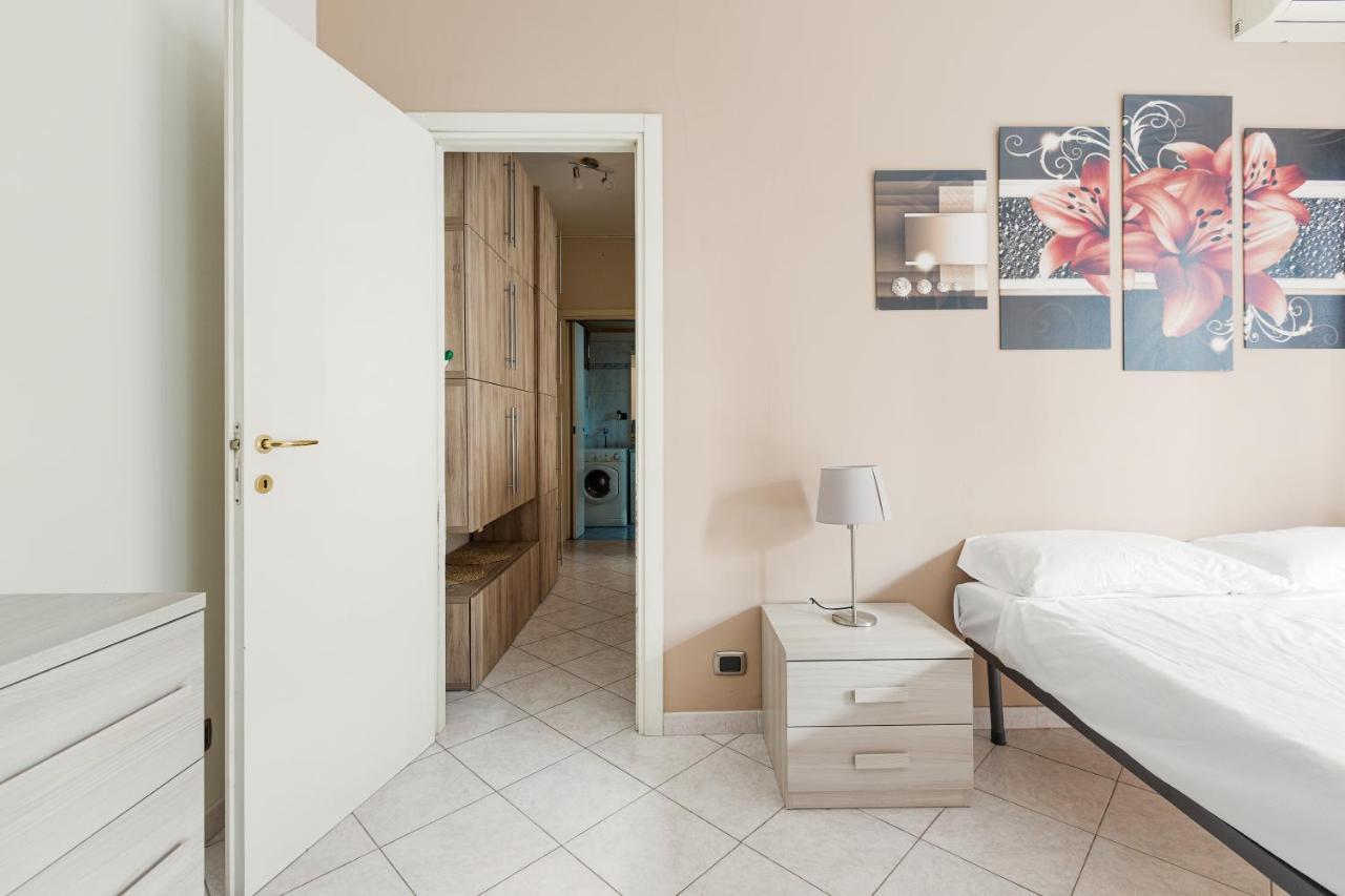 Udine M2 Balcony Apt Apartamento Milão Exterior foto